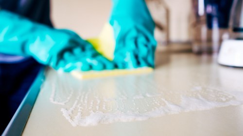 Commercial upholstery cleaning for office seating in SW9