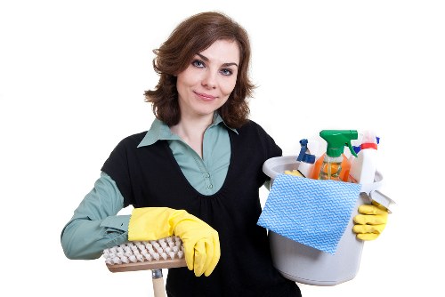 Deep carpet cleaning equipment in an SW9 property