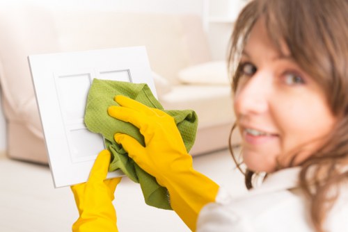 Detailed kitchen cleaning before moving into a property in SW9